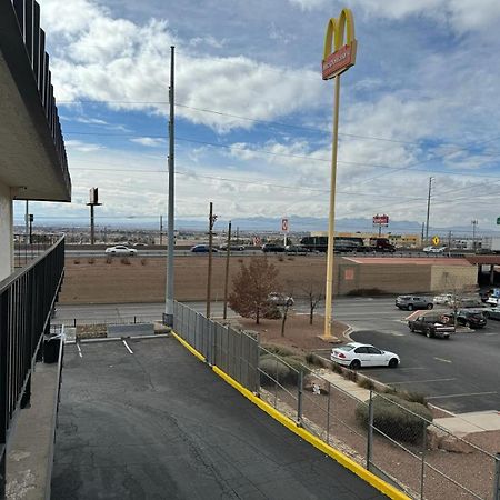 Days Inn By Wyndham El Paso Airport East Exterior foto